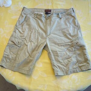 Men's Cargo Shorts Size 36 Beige Wearfirst 685 Legacy Belted